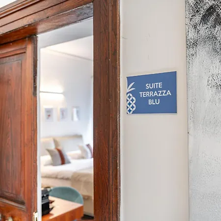 Palazzo Dasso 4*