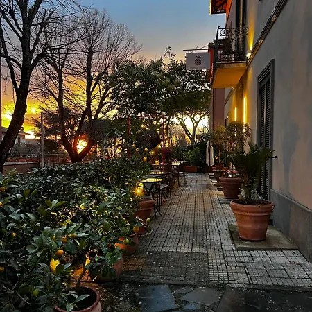 Bed & Breakfast Palazzo Dasso 4*