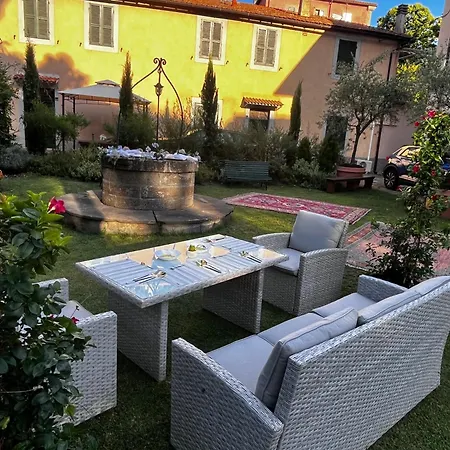 Bed & Breakfast Palazzo Dasso 4*